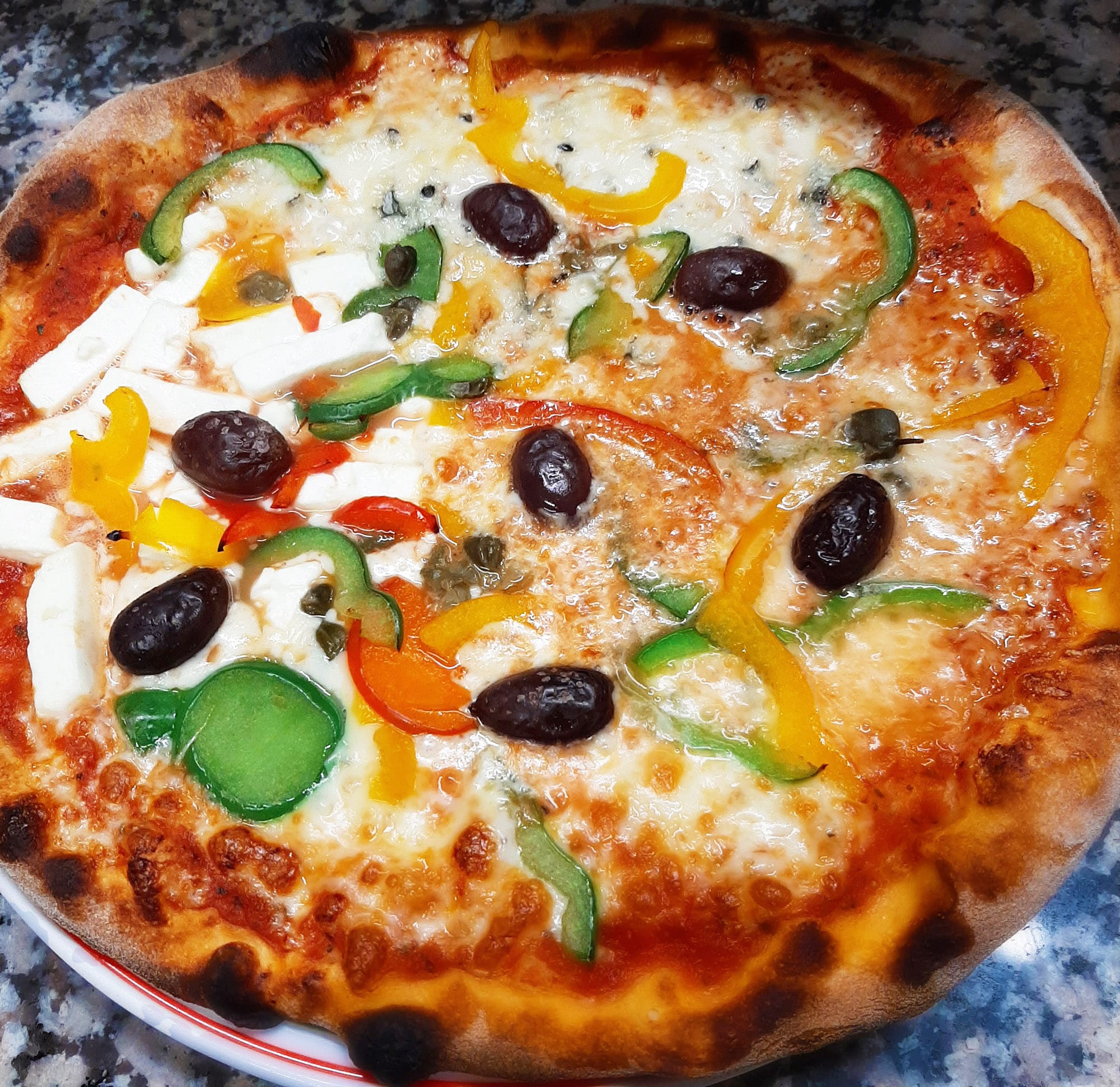 Pizza's kazen fruit